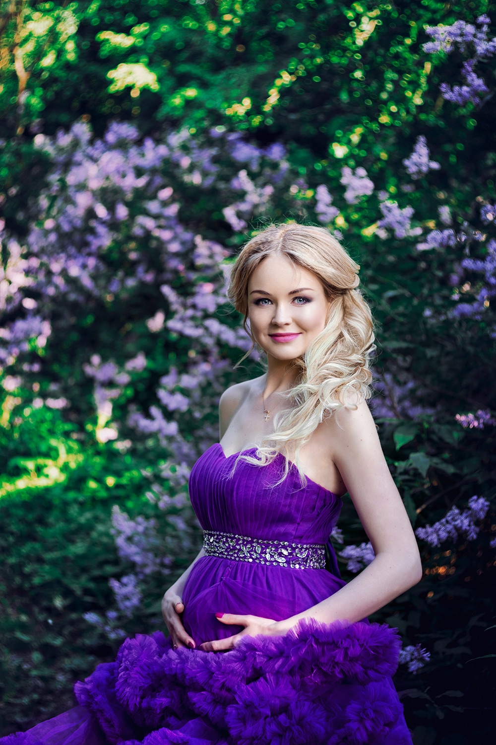 Ekaterina – Portraits in the Blooming Park